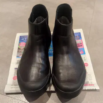 KEEN 엘레나 첼시 WP 방수 부츠 블랙