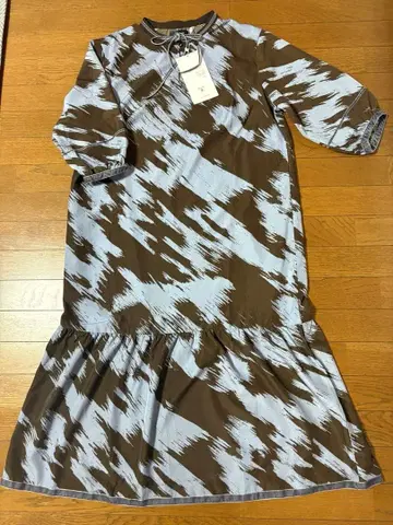 리미테 러쉬 프린트 원피스