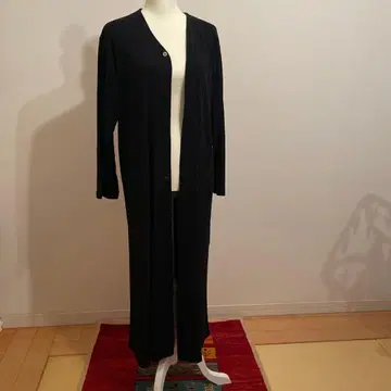 요건 레일 블랙 긴팔 니트 원피스