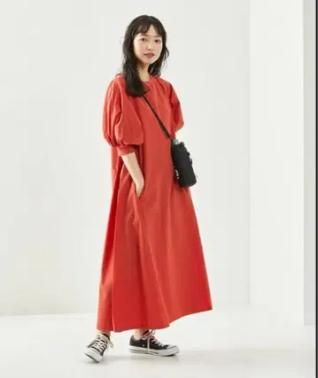 THOUSAND MILE 퍼프 슬리브 롱 원피스