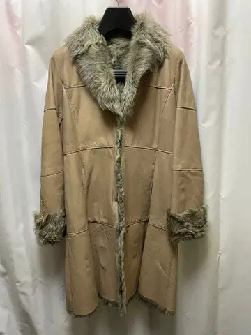 키드 램스킨 무스탕 롱 코트 베이지