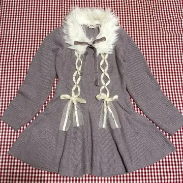 axesfemm POETIQUE 액시즈 퍼 포함 니트 플레어 원피스