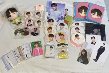 SEVENTEEN 도겸 트레이딩 카드 굿즈 캔뱃지 묶음 판매