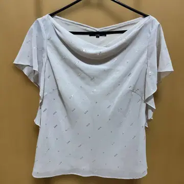 23구 ONWARD 화이트 플레어 슬리브 블라우스 46