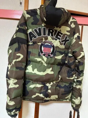레어 AVIREX 다운 자켓 카모 무늬 카모플라쥬