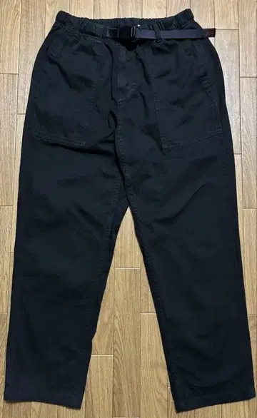 그라미치 루즈 테이퍼드 팬츠 블랙 S 사이즈