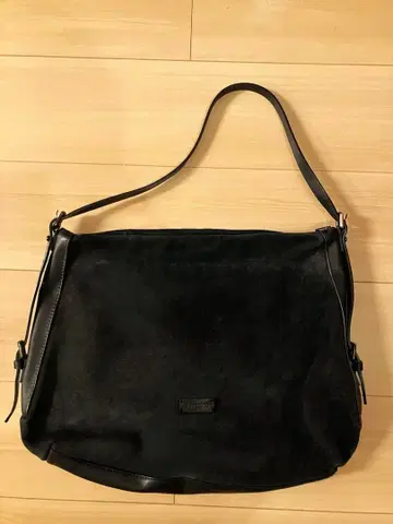 [ abbacino ] 네이비 스웨이드 숄더백