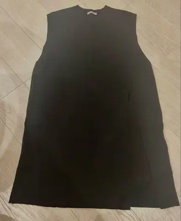 띠어리 럭스 니트 베스트