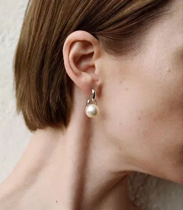 소피 하이 실버 펄 귀걸이