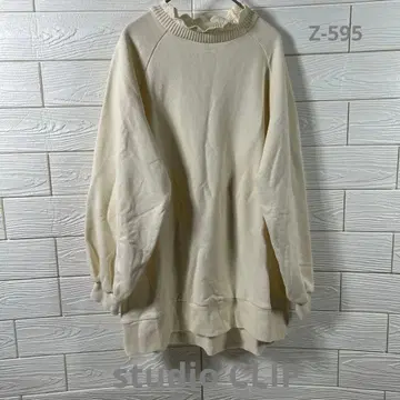 [ studio CLIP ] 옷깃 프릴 화이트 프리 트레이닝복 면