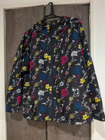 롤링 크레이들 마운틴 후드티