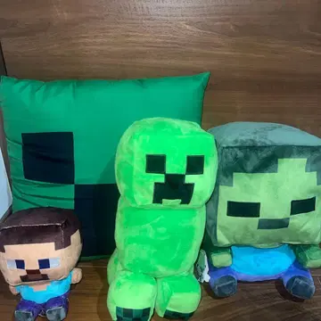 Minecraft 봉제 인형 세트와 쿠션