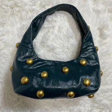 컨디션 최상 ZARA 그린 골드 스터드 핸드백 이르미