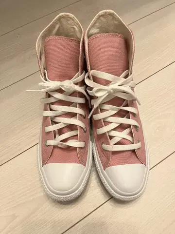 컨버스 핑크 하트 패치 스니커즈
