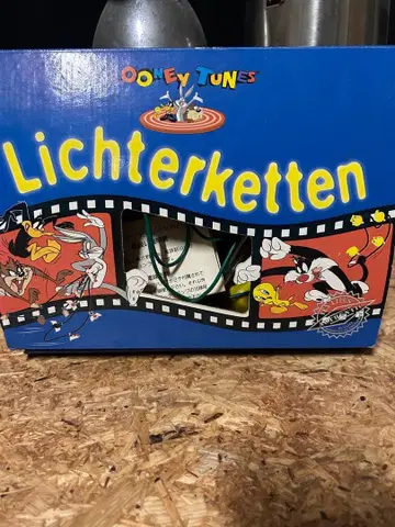 루니 툰즈 트위티 가랜드 라이트