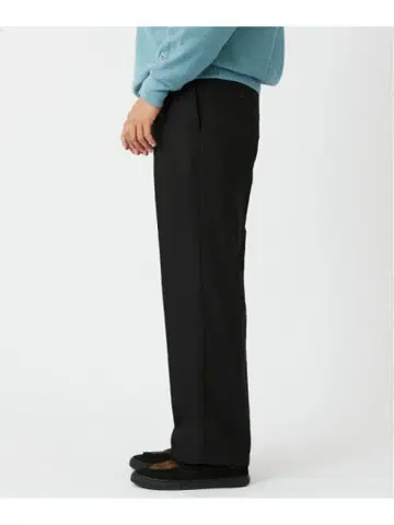 디키즈 저널 스탠다드 리룸