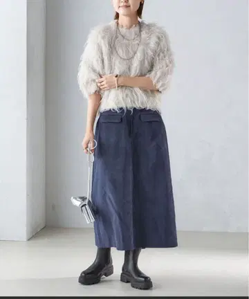 쉽스 새상품 택 포함 코듀로이 세미 플레어 스커트