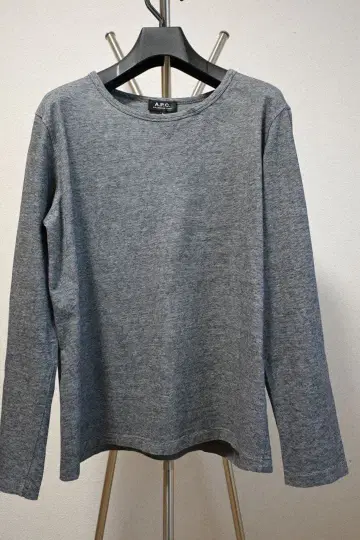 A.P.C의 보더 롱T