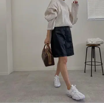 새상품 미사용 nananamoe 가죽 팬츠