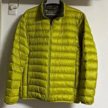 UNIQLO 라임 그린 다운 자켓