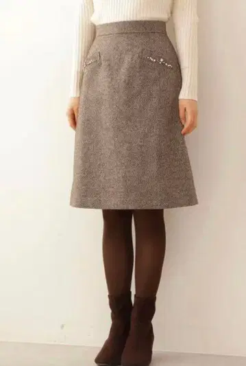 프로포션 바디 드레싱 라메 트위드 사다리꼴 스커트