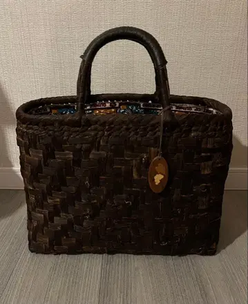 산포도 아프리칸 프린트 내부