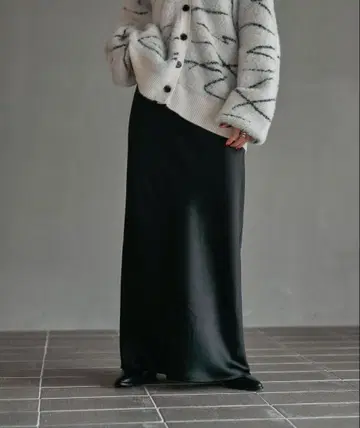 택 포함 LEPSIM 스트레치 새틴 스커트 블랙 TALL