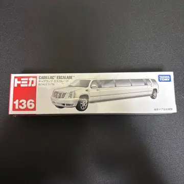 토미카 136 캐딜락 에스컬레이드 스케일 1/79