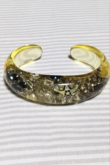 RUKA 빈티지 수지 뱅글 루카