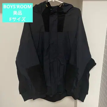 BOYS'ROOM 블랙 점퍼