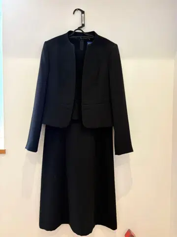 새상품급 일본제 도쿄 소와르 블랙 포멀 9호 원피스 & 자켓 세트