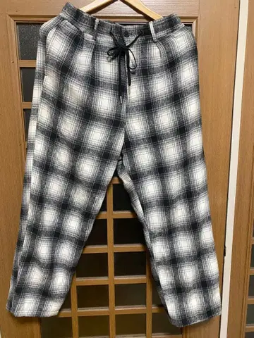 voluntas 남성 바지 L 화이트 블랙 체크 루즈핏 울 혼방