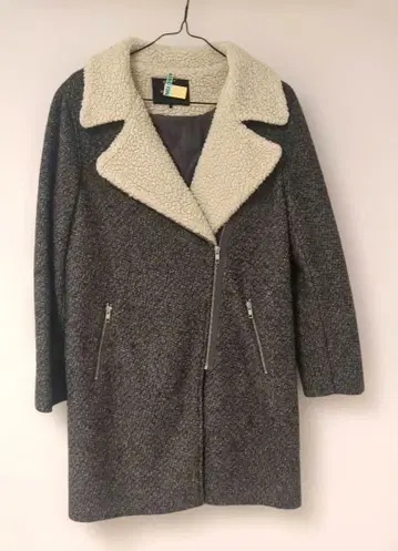 ROSE BUD 보아 옷깃 지퍼 코트