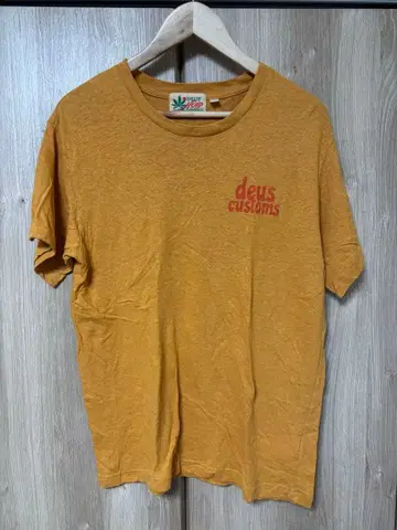 DEUS 헴프 T셔츠 M 사이즈