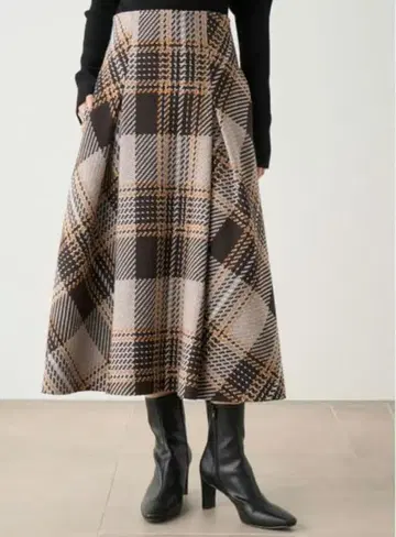 SNIDEL 로빙 체크 미디 스커트 사이즈 0