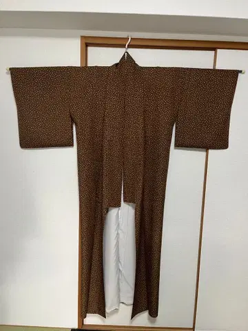 코몬 단의 브라운 계열 수 패턴 스코야카 가드 순수 실크