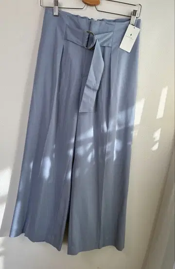 새상품 green label relaxing 블루 벨트 포함 팬츠 40