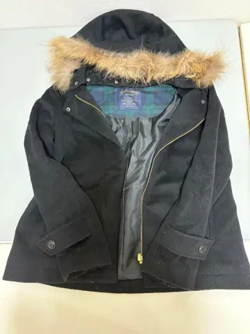 코트 아우터 블랙 후드 탈부착 Laboratory work