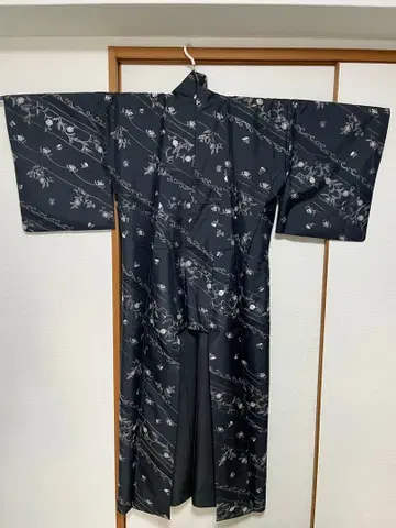 산터우 자수 이중 기모노 네이비 꽃 무늬 통시도우라