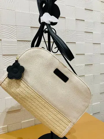 [ 새상품급 ] 마리콴트 숄더백