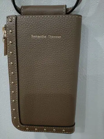 사만다 타바사 스마트폰 숄더