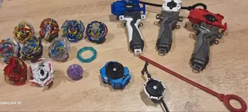 베이블레이드 버스트 세트 (로처 포함)