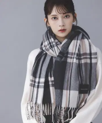 [ 새상품 ] 질 바이 질 스튜어트 에어리 체크 스톨 블랙