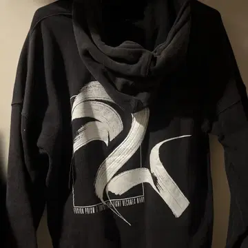 그래픽 프린트 오버 사이즈 후드티 블랙