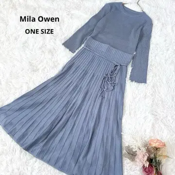 새상품급 미라 오웬 니트 플레어 스커트 셋업 A라인 미 실루엣