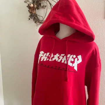 빨간색 후드 부착 후드티 고질라풍 트레셔