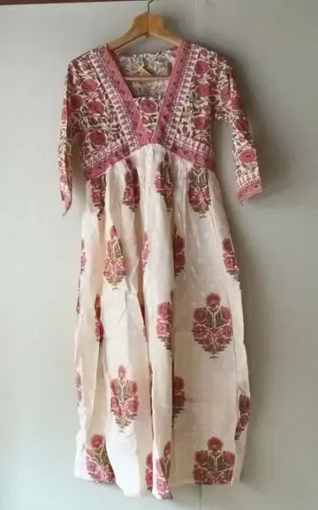 핑크 꽃 무늬 코튼 쿠르타 세트