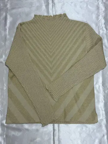 디자인 베이지 니트