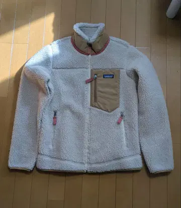 [ 새상품급 ] 파타고니아 레트로X 자켓 내추럴 우먼 S사이즈