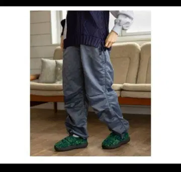 niko and - 미사용 스톤 워시 팬츠